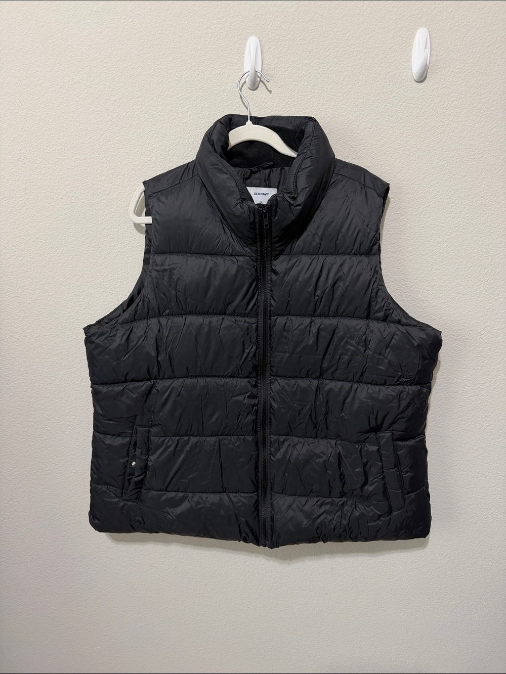 Womens Classic Black Puffer Vest -